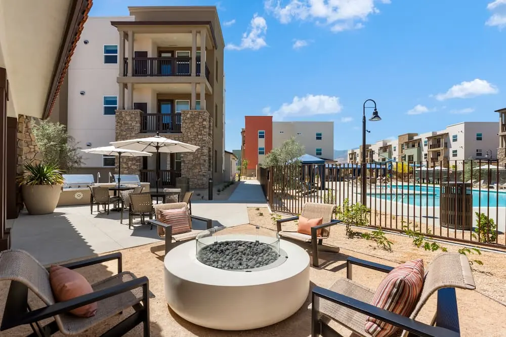 BBQ and Fire Table Amenities at Terra Vista Apartments at Tejon